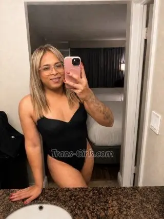 Shemale Alejandra 2302355 Shemale Alejandra 2302355