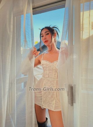 trans girl AthenaTysons 2090901