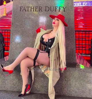 trans girl Kingbella21 8949078 trans girl Kingbella21 8949078